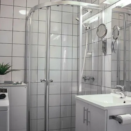 Two-bedroom In アパート ローラル