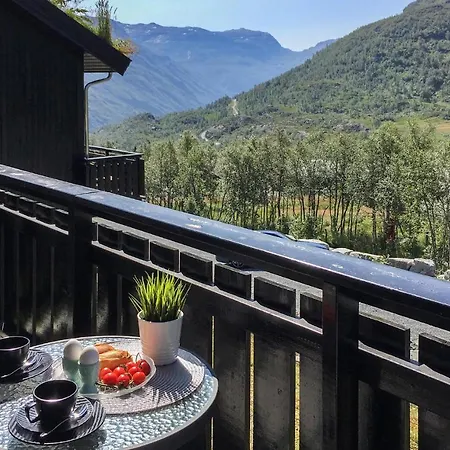 Two-bedroom In Lägenhet Røldal